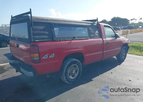 2000 Chevrolet Silverado 1500 из США, поврежденный, VIN 1GCEK14W7YE204409